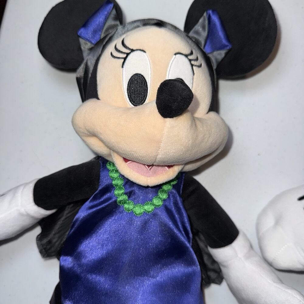 Disney Parks 2022 Halloween Mickey Minnie Plush Set Vampire Ghoul Spooky - Picture 3 of 7